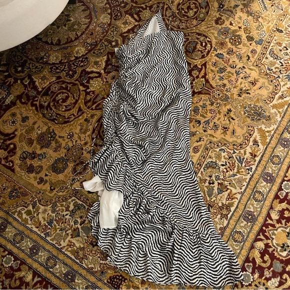 Cinq a Sept Christel Silk Dress - Picture 8 of 13